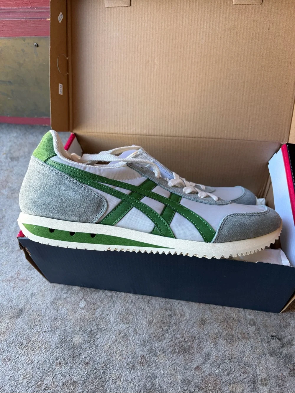 Brand new in box - Onitsuka Tiger New York  Retro Runner Sneakers - Green & Gray